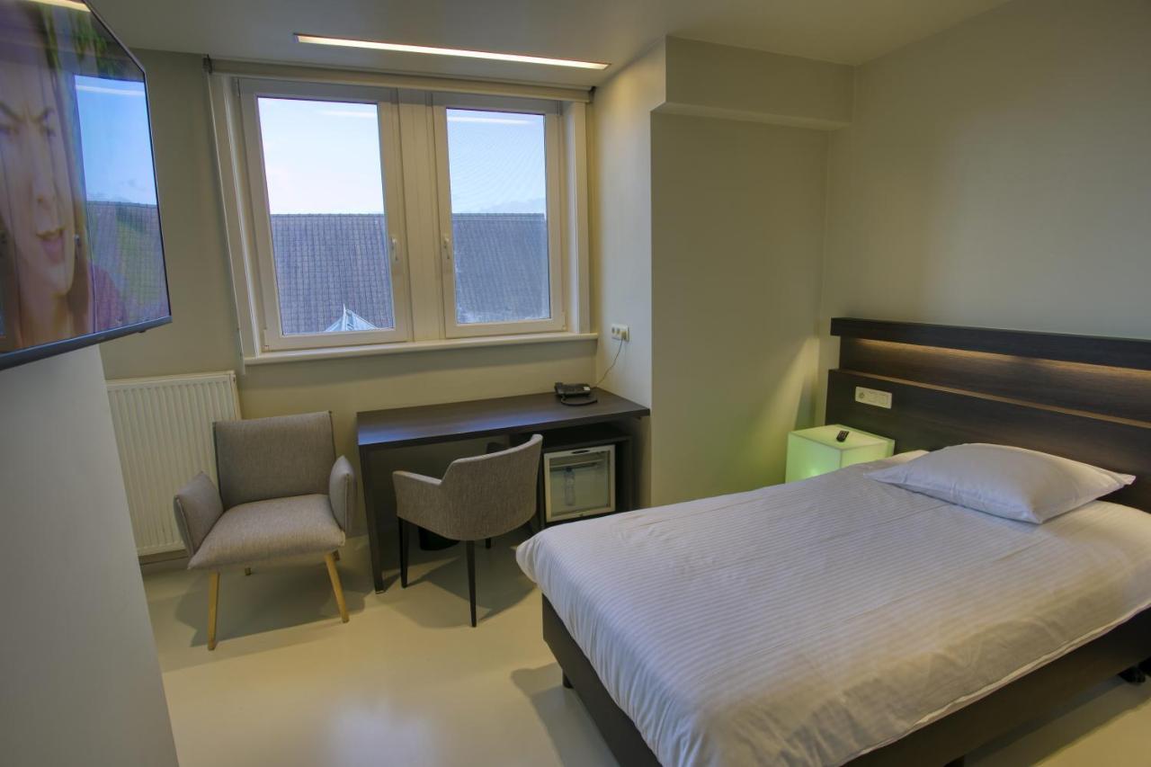 Auberge Du Vieux Cedre, Enghien-Belgique Ngoại thất bức ảnh
